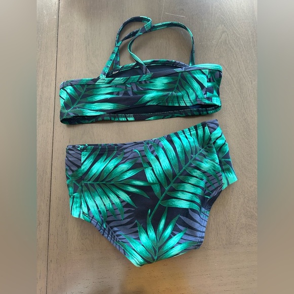 😍Lot of 3 bikini swimwear sets for girls size 4T - Picture 9 of 10